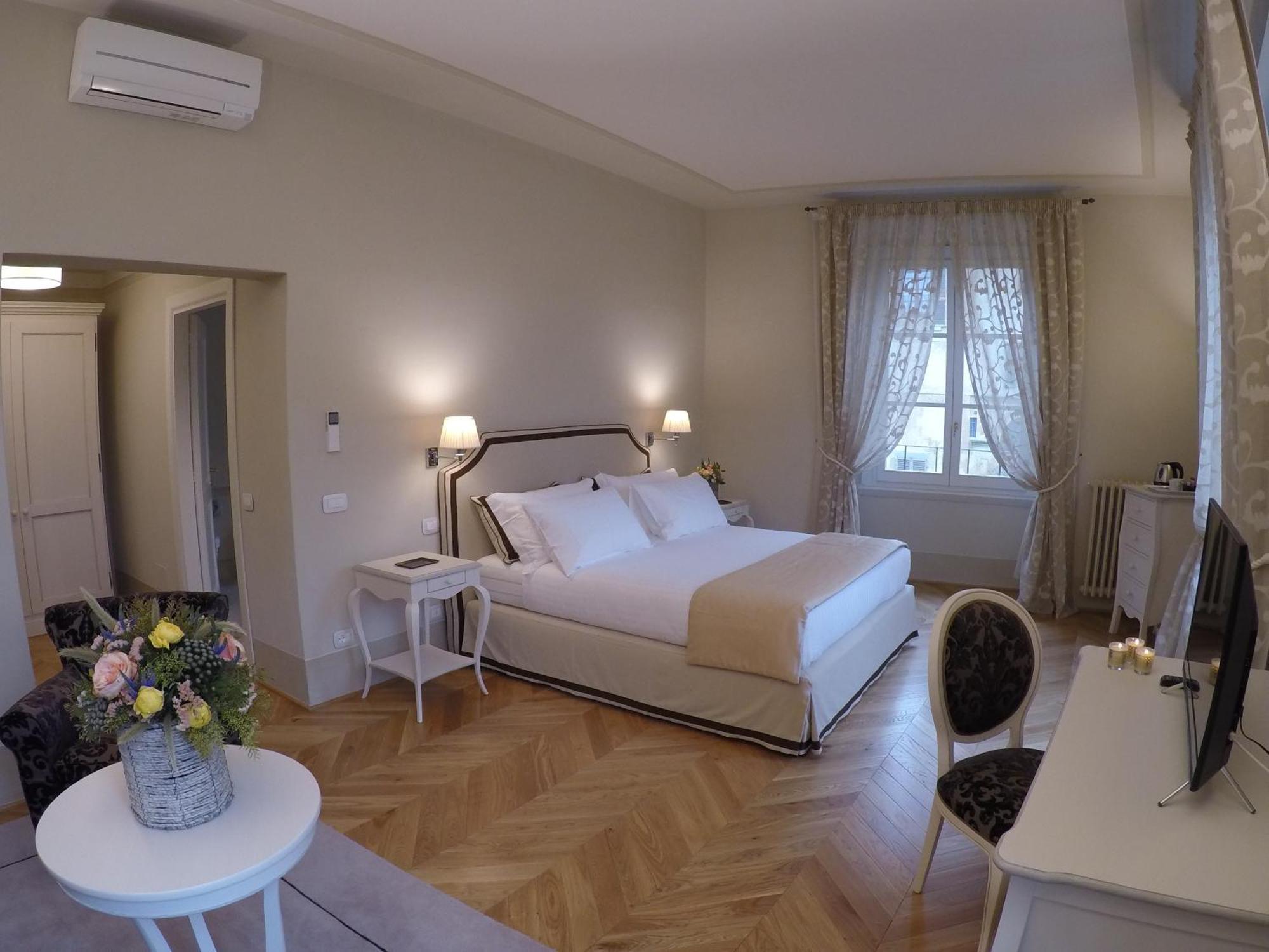 Palazzo Della Stufa Residenza D'Epoca Bed & Breakfast Florenţa Exterior foto